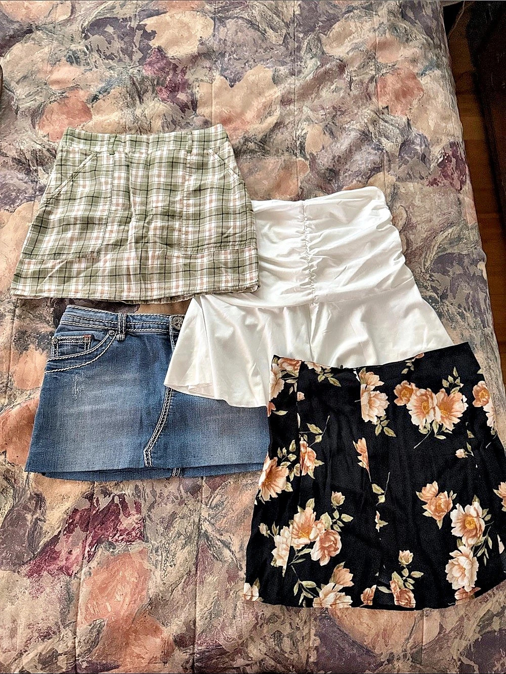 Women's Skirt Bundle in Black & White
